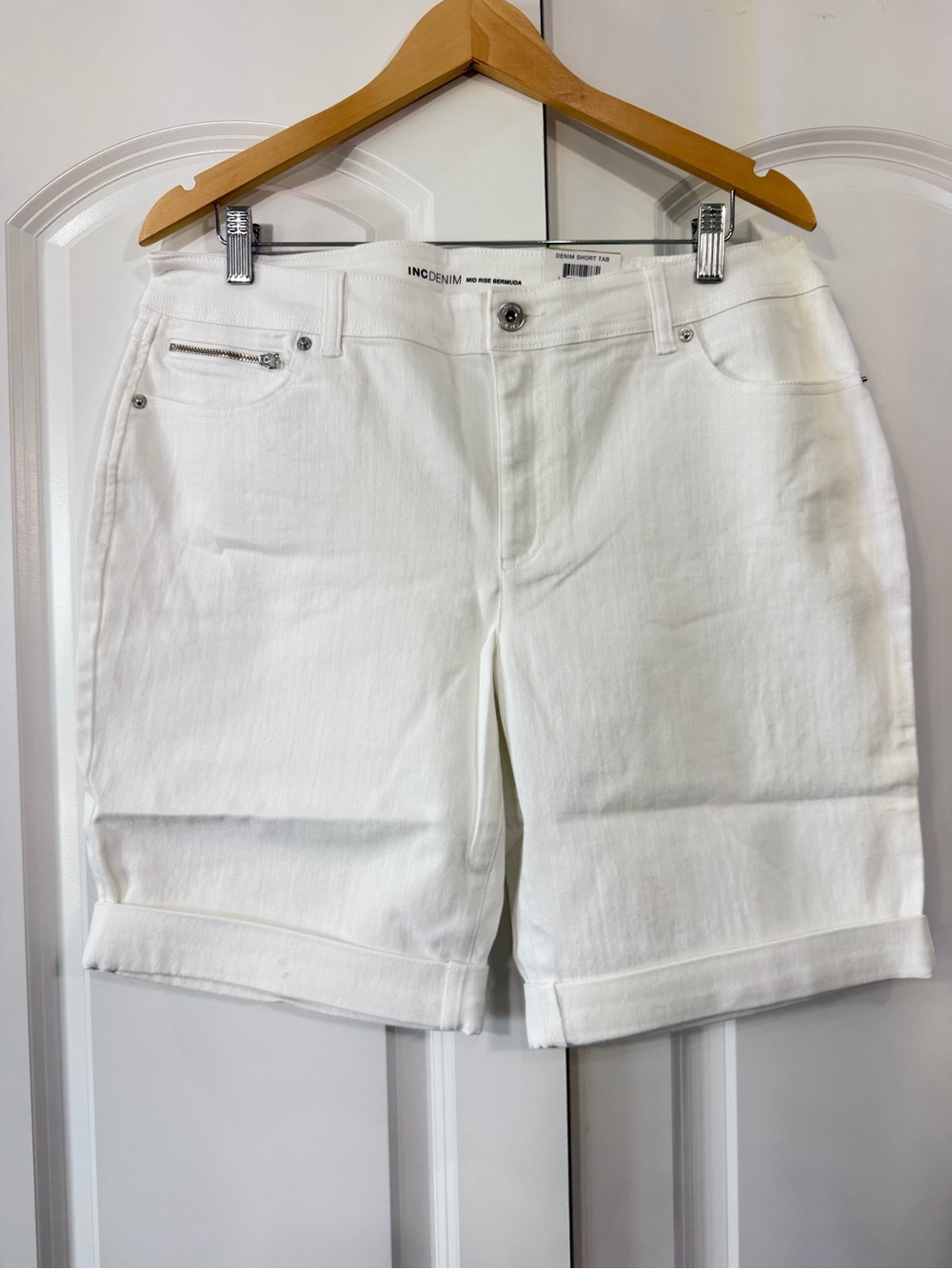 INC International Concepts White Cuffed Denim Shorts